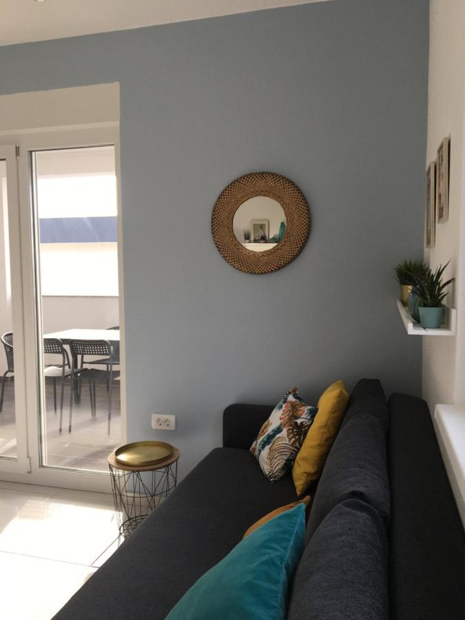 Apartment Ivetka Banjol エクステリア 写真
